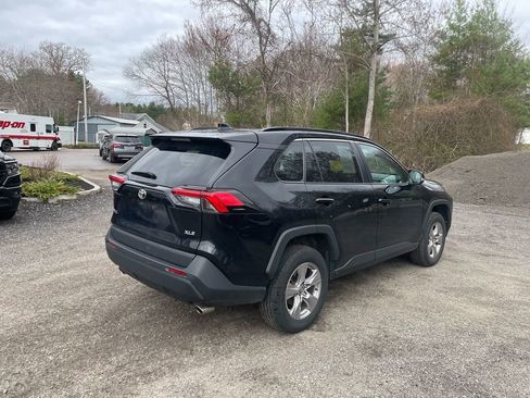 Used 2023 Toyota RAV4 XLE FWD image 5