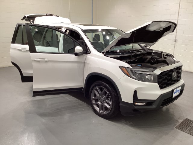 Used 2023 Honda Passport EX-L image 9