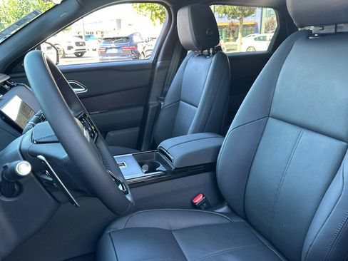 New 2026 Land Rover Range Rover Velar Dynamic SE image 6