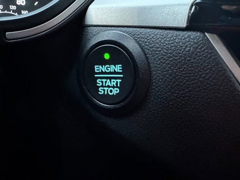 Used 2022 Ford Escape SE w/ Convenience Package image 26