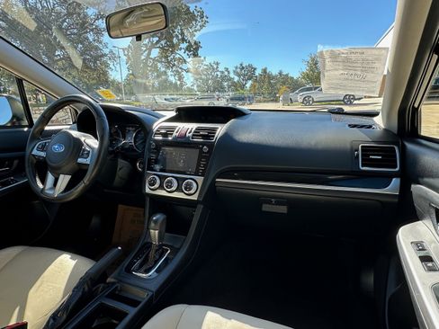 Used 2017 Subaru Crosstrek 2.0i Limited image 13