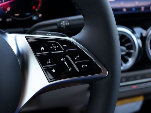 New 2025 Mercedes-Benz GLA 250 GLA 250 image 34