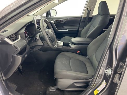 Used 2024 Toyota RAV4 LE FWD image 16