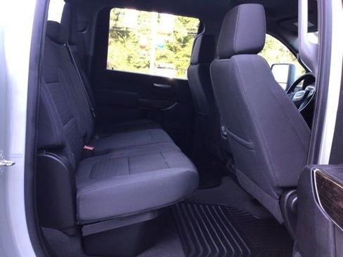 Used 2021 GMC Sierra 2500 SLE w/ SLE Value Package; image 21