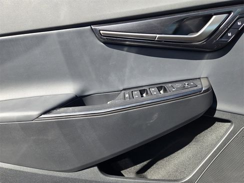 New 2025 Kia EV6 Wind image 16