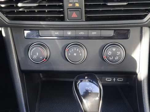 Used 2024 Volkswagen Jetta S image 11