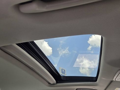 Used 2024 Honda Accord EX image 18