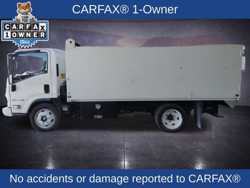 Used 2020 Isuzu NPR RWD image 2