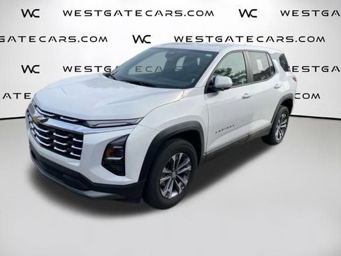 Used 2025 Chevrolet Equinox LT image 1