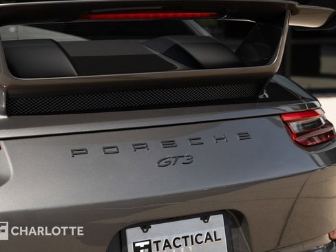 Used 2019 Porsche 911 GT3 image 14