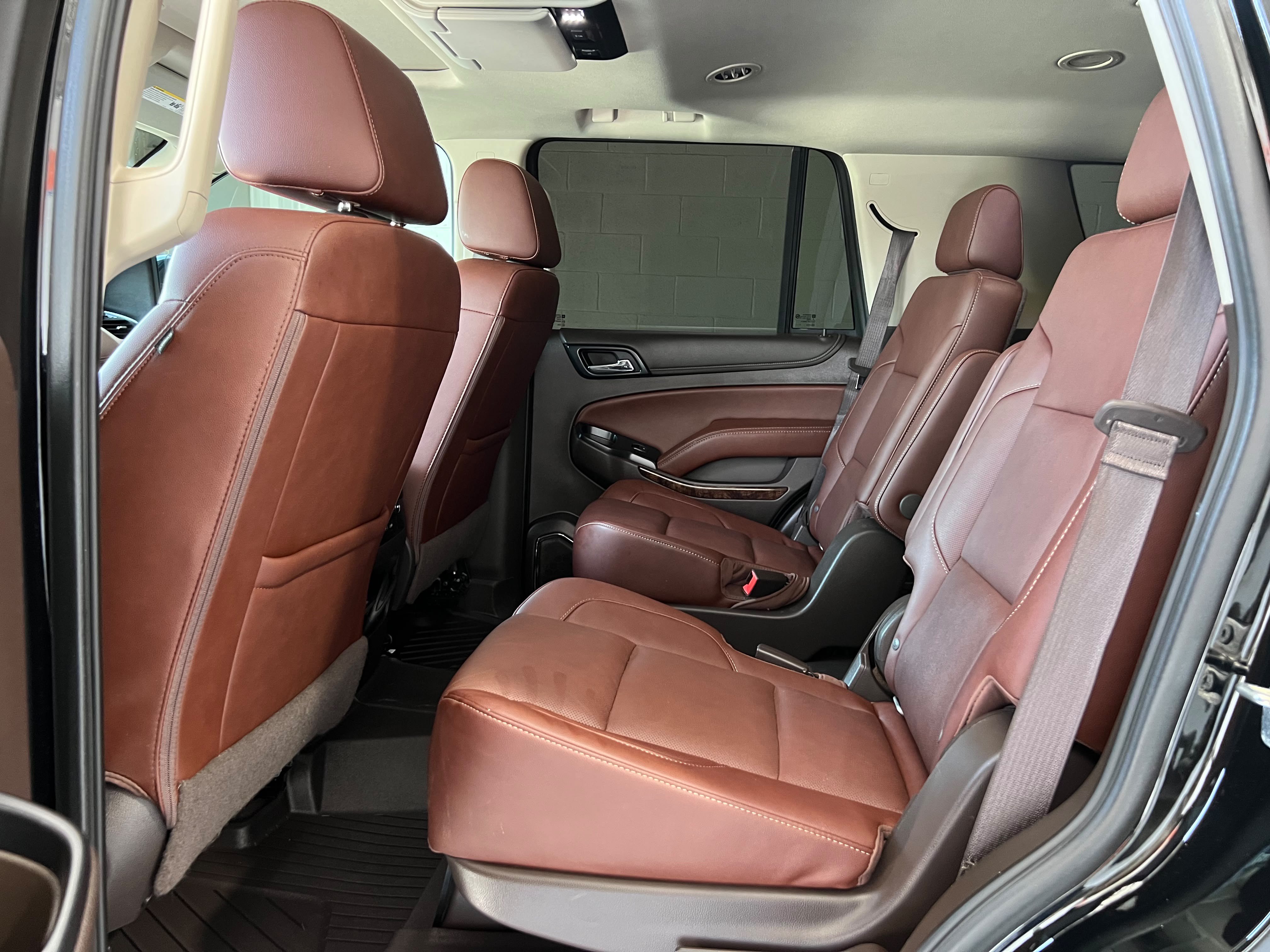 Used 2020 Chevrolet Tahoe Premier RWD image 12