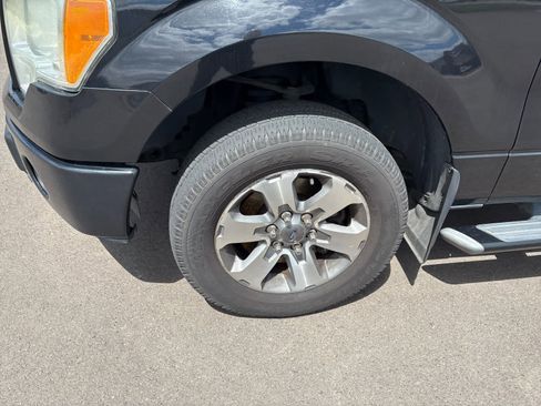 Used 2011 Ford F150 XLT w/ XLT Convenience Pkg RWD image 3