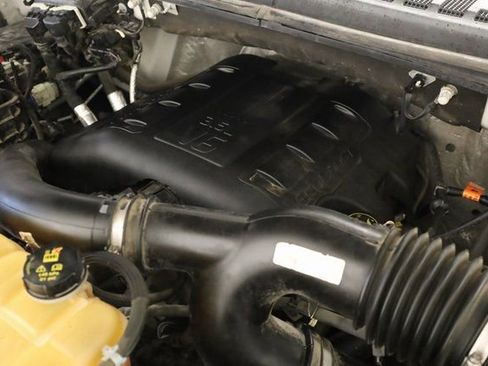 Used 2015 Ford F150 Lariat w/ Equipment Group 502A Luxury image 11