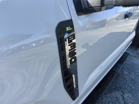 New 2026 Ford F350 XL w/ XL Chrome Package RWD image 11
