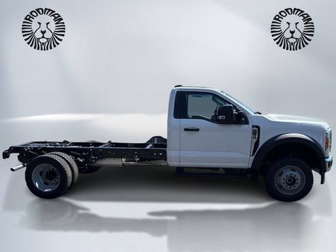 New 2026 Ford F550 4x4 Regular Cab Super Duty image 5