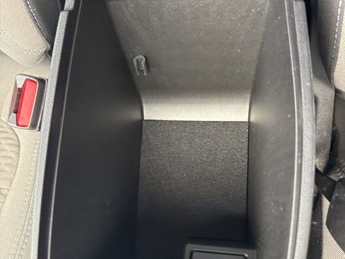 Used 2022 Ford Escape SE image 20