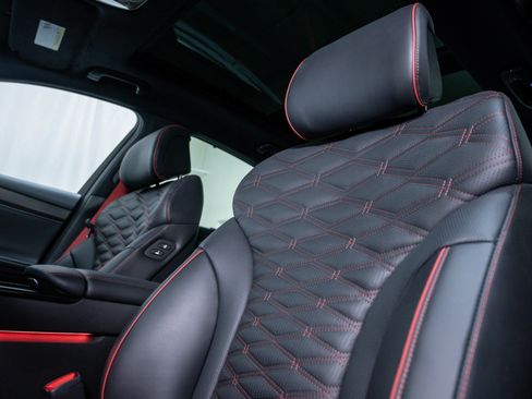 Used 2025 Genesis G80 3.5T Sport Prestige image 17