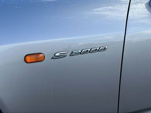 Used 2005 Honda S2000 image 11
