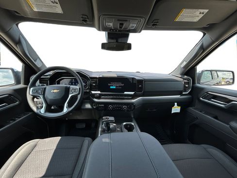 Used 2025 Chevrolet Silverado 1500 LT w/ Z71 Off-Road Package AWD/4WD image 14