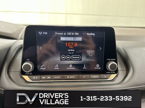 Used 2023 Nissan Rogue SV w/ SV Premium B Package AWD/4WD image 14