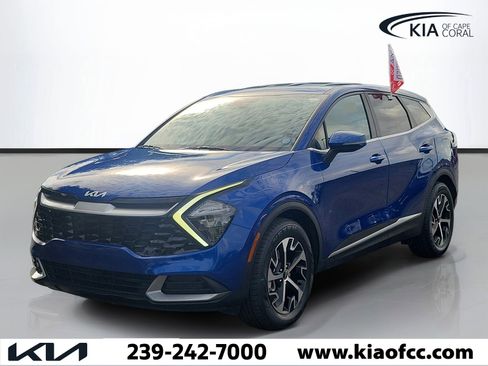Certified 2023 Kia Sportage EX FWD image 3