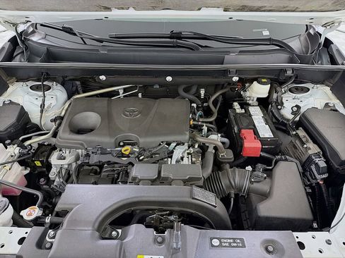 Used 2021 Toyota RAV4 Limited image 33