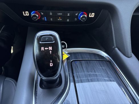 Certified 2021 Buick Enclave Premium w/ Surround and Sites Package AWD/4WD image 19