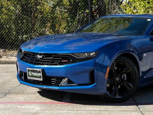 Used 2022 Chevrolet Camaro LT w/ RS Package image 5