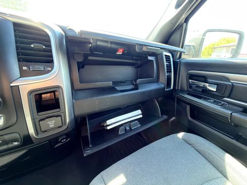 Used 2023 RAM 1500 Classic Warlock w/ Electronics Group AWD/4WD image 34