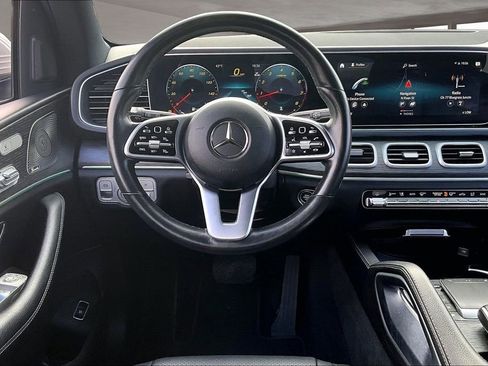 Used 2022 Mercedes-Benz GLE 350 4MATIC w/ Premium Package image 5