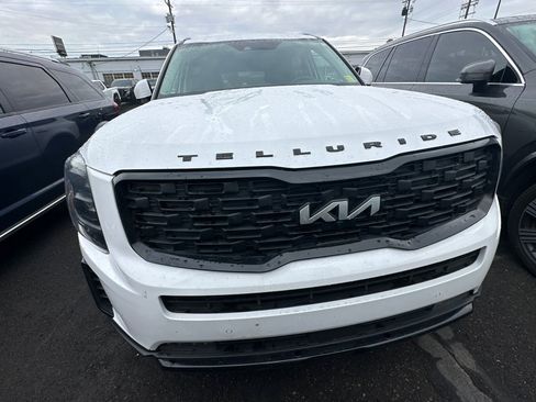 Used 2022 Kia Telluride SX w/ Nightfall Edition Package image 5