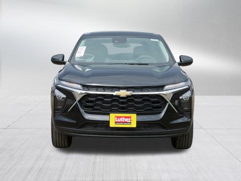 New 2026 Chevrolet Trax LS w/ LS Convenience Package image 8