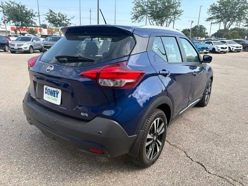 Used 2020 Nissan Kicks SR FWD image 5