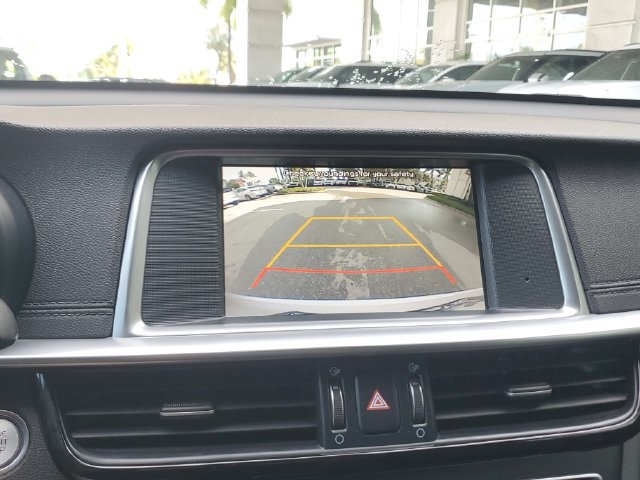Used 2020 Kia Optima SE FWD image 25