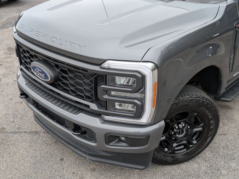 Used 2023 Ford F250 XL w/ STX Appearance Package image 13