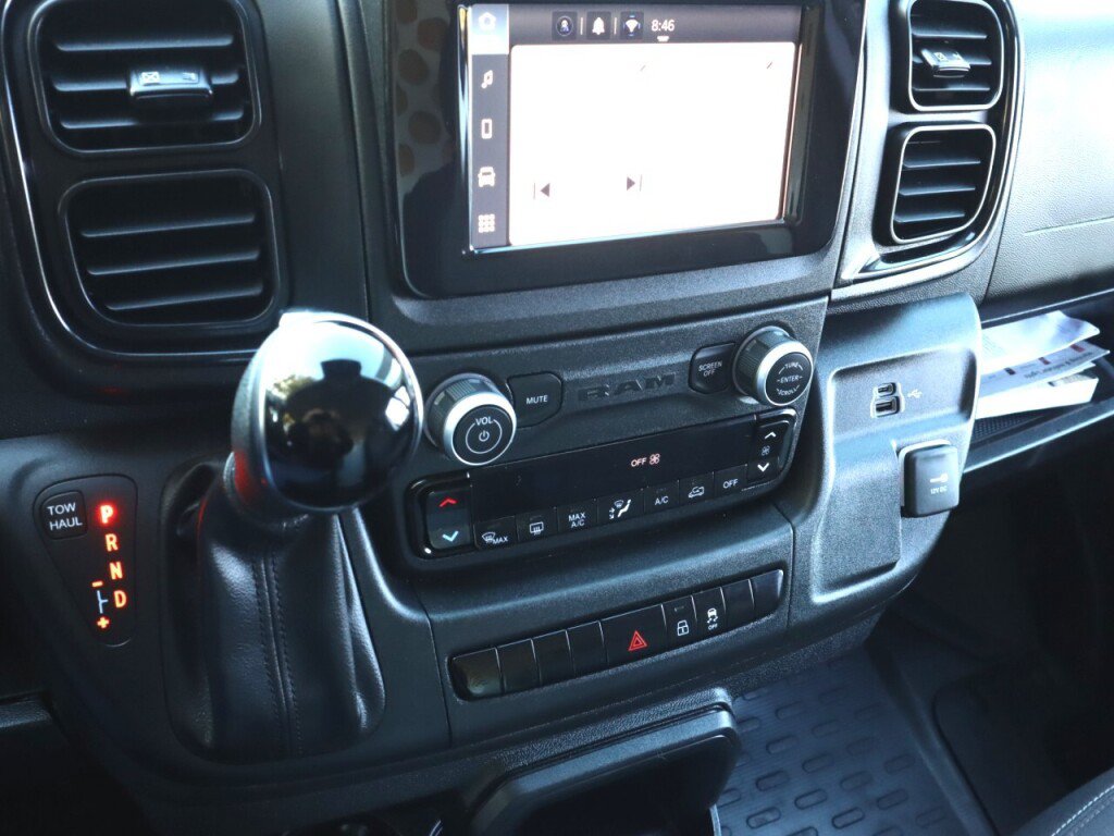 Used 2023 RAM ProMaster 2500 w/ Driver Convenience Group FWD image 14