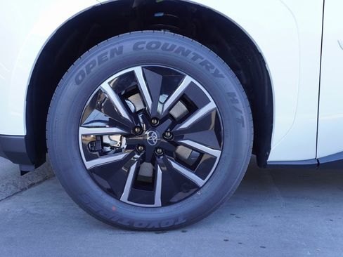 New 2026 Toyota bZ image 19