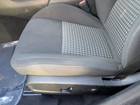 Certified 2023 Dodge Charger GT image 11