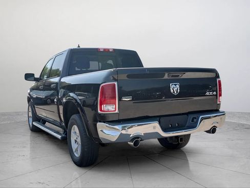 Used 2017 RAM 1500 Laramie w/ Convenience Group AWD/4WD image 3