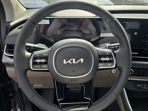 New 2026 Kia Carnival FWD image 30