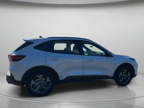 New 2026 Ford Escape ST-Line w/ Tech Pack #1 FWD image 35