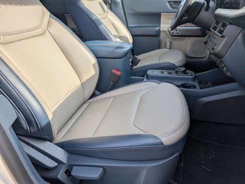 New 2025 Ford Maverick Lariat AWD/4WD image 47