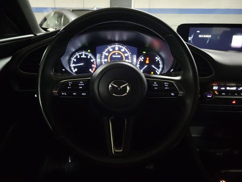 Used 2024 MAZDA MAZDA3 s image 19