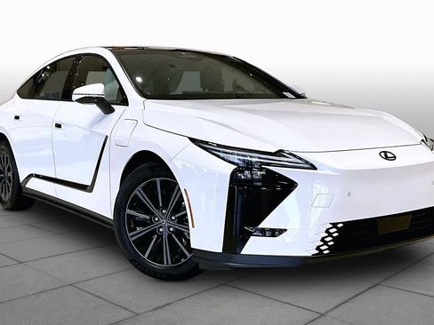 New 2026 Lexus ES 350e FWD image 2