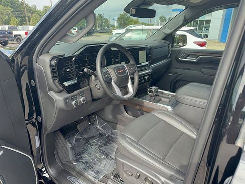 Used 2024 GMC Sierra 1500 SLT w/ SLT Premium Plus Package AWD/4WD image 10