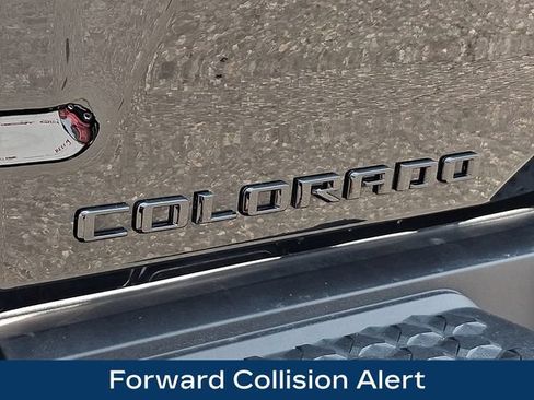 Used 2024 Chevrolet Colorado Trail Boss w/ Technology Package AWD/4WD image 33