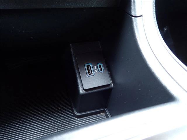 Used 2024 Ford Edge SEL AWD/4WD image 19