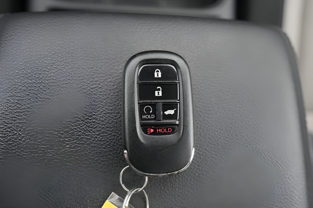 Used 2025 Honda CR-V EX image 35
