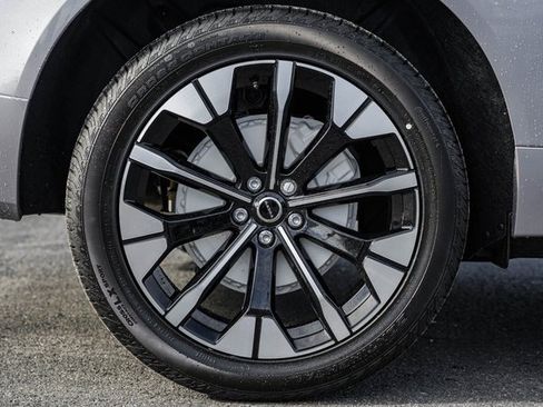 New 2026 Volvo XC60 B5 Plus w/ Protection Package Premier image 18