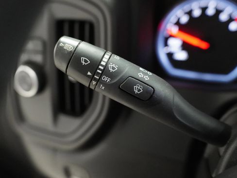 Used 2023 Chevrolet Silverado 1500 Custom RWD image 19